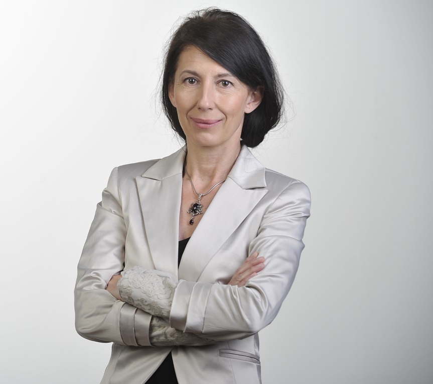 Dr. Judit Radics