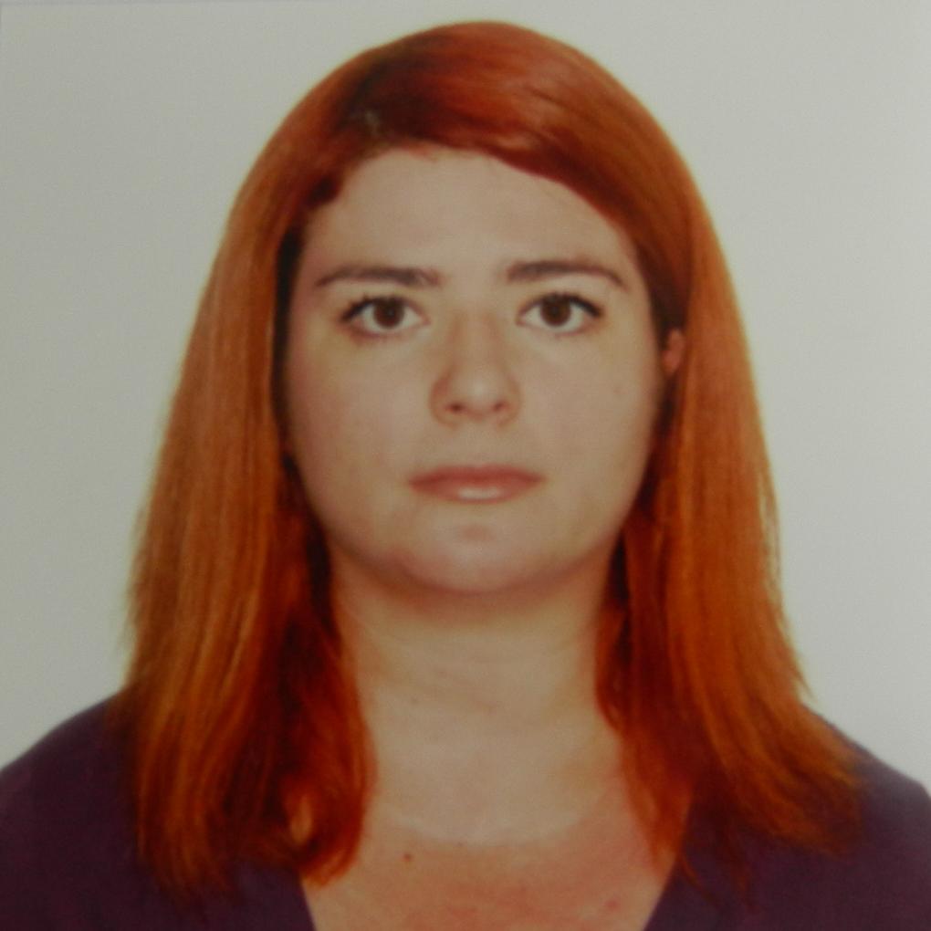 Dr. Luciana Renata de Oliveira