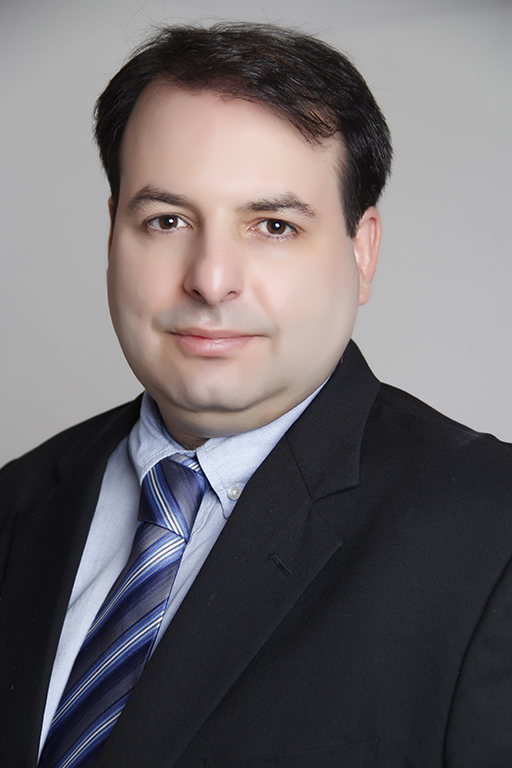 Dr. Rodrigo Hermont Cancado