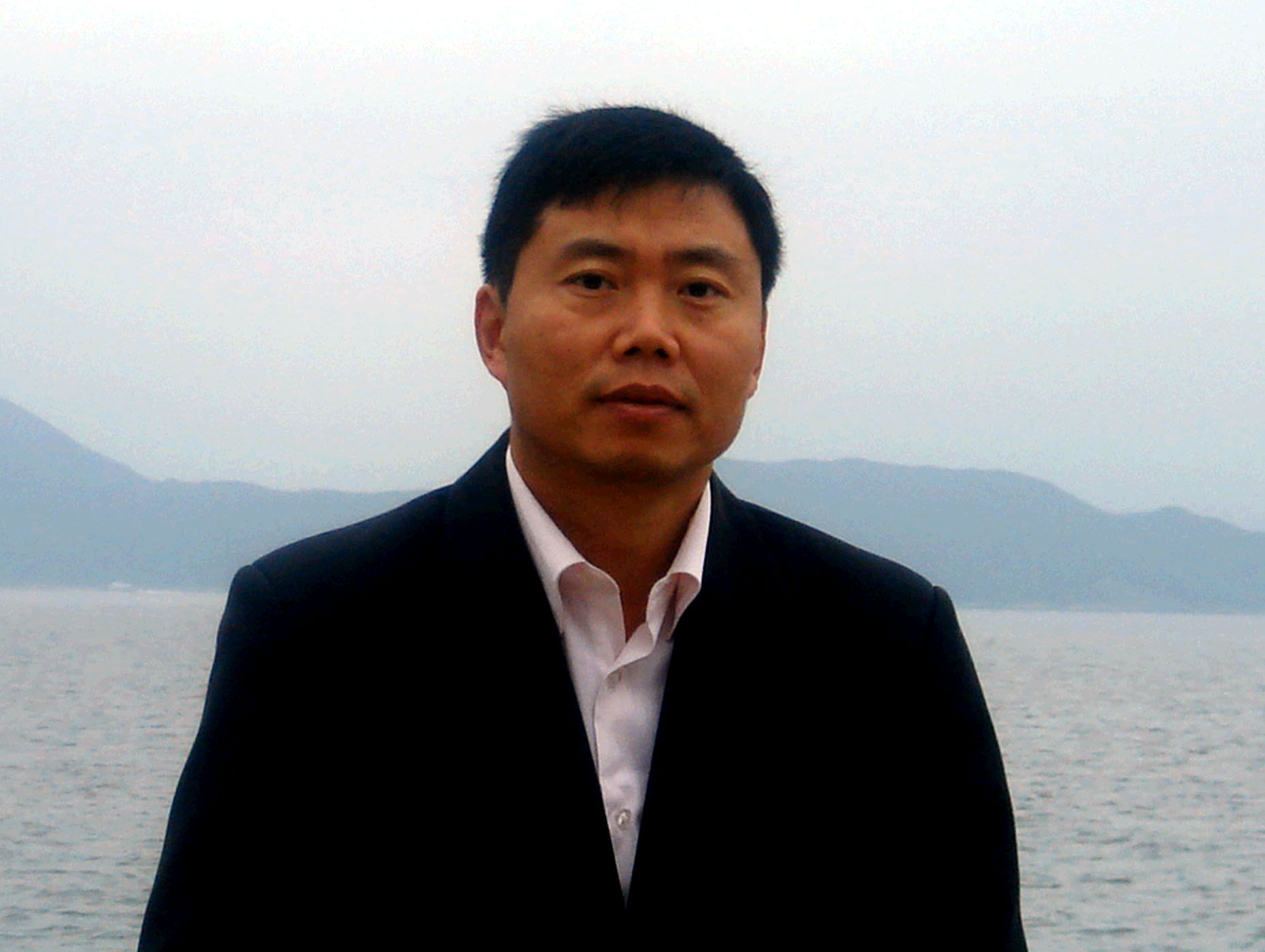 Dr. Xinyi Zhang