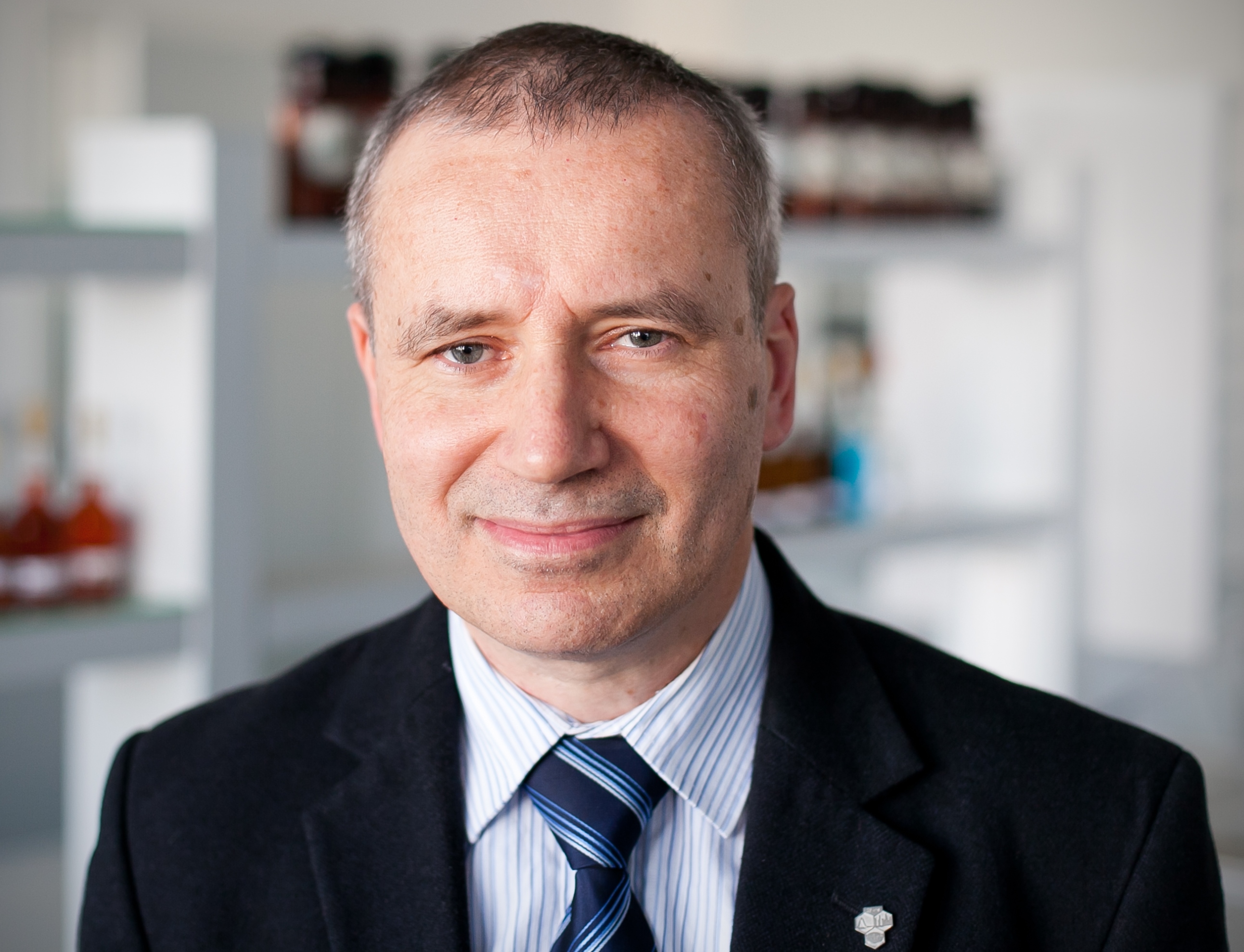 Dr. Tomasz Pawinski, PhD
